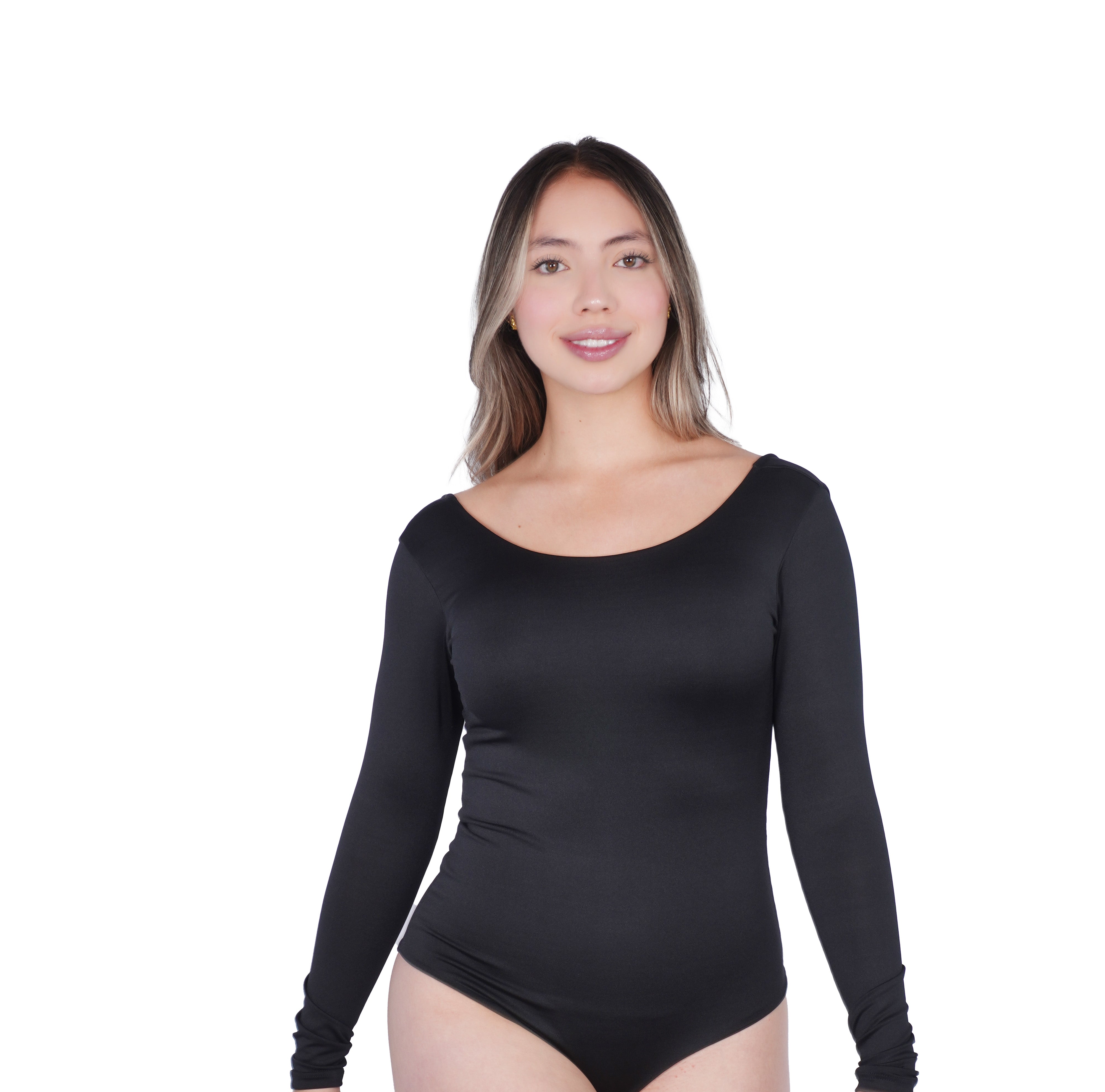 BODYAMELIANEGRO1.jpg