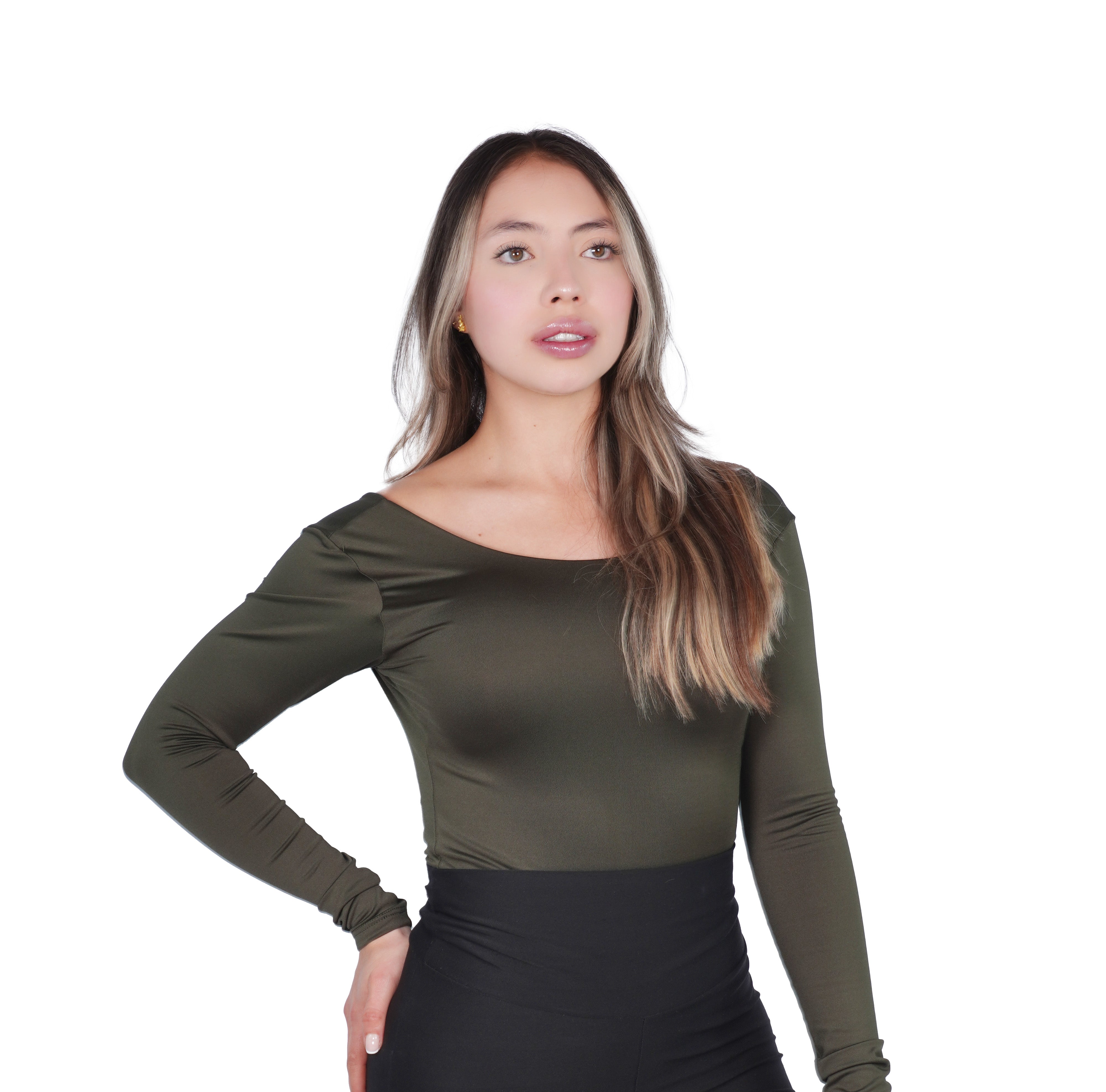 BODYAMELIAVERDEMILITAR3.jpg