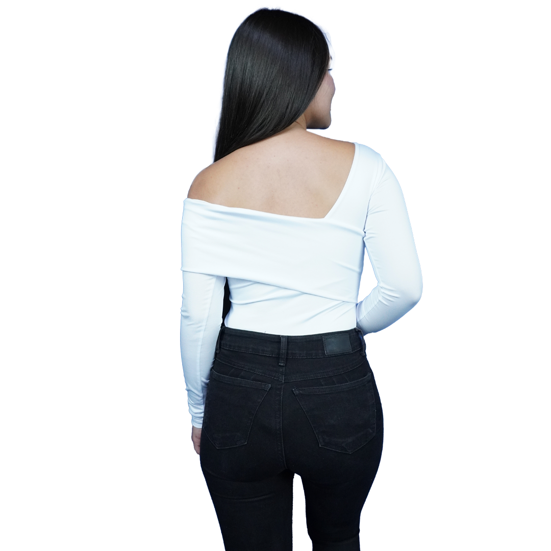 BODYPAULABLANCO4.png