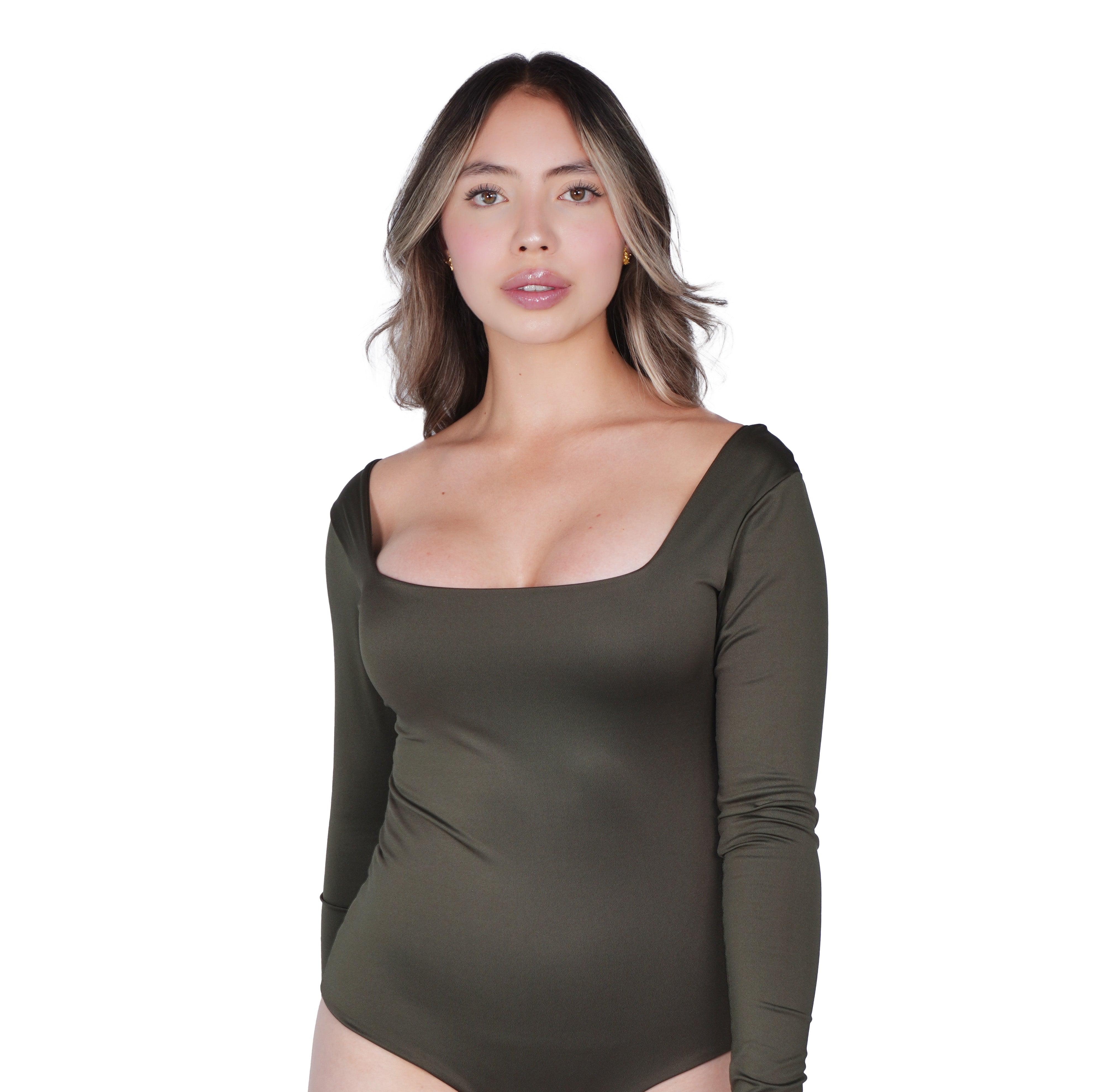 BODY_FLOR_VERDE_MILITAR_1.jpg