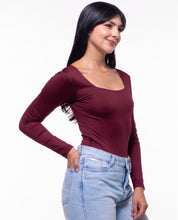 Body Premium Flor Vinotinto