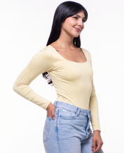 Body Premium Flor Amarillo