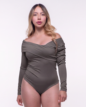 Body Premium Paula Verde Militar