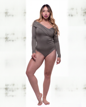 Body Premium Paula Verde Militar