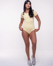 Body Premium Cora Amarillo