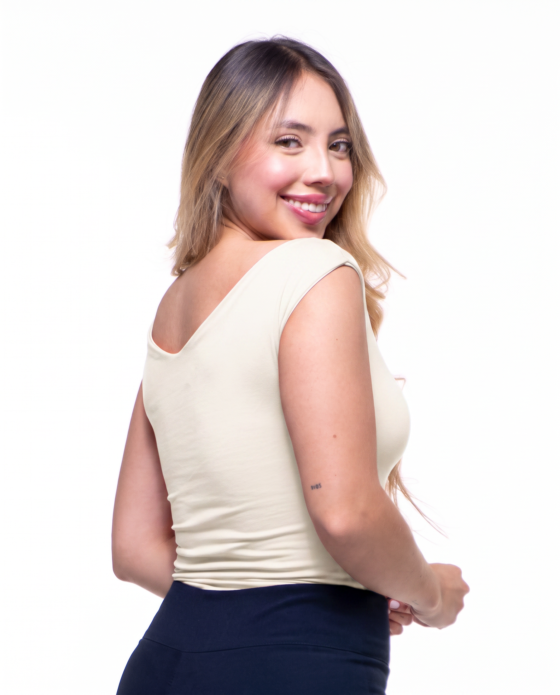 magnific_the-woman-is-wearing-a-re_NZN12EC6D9.png
